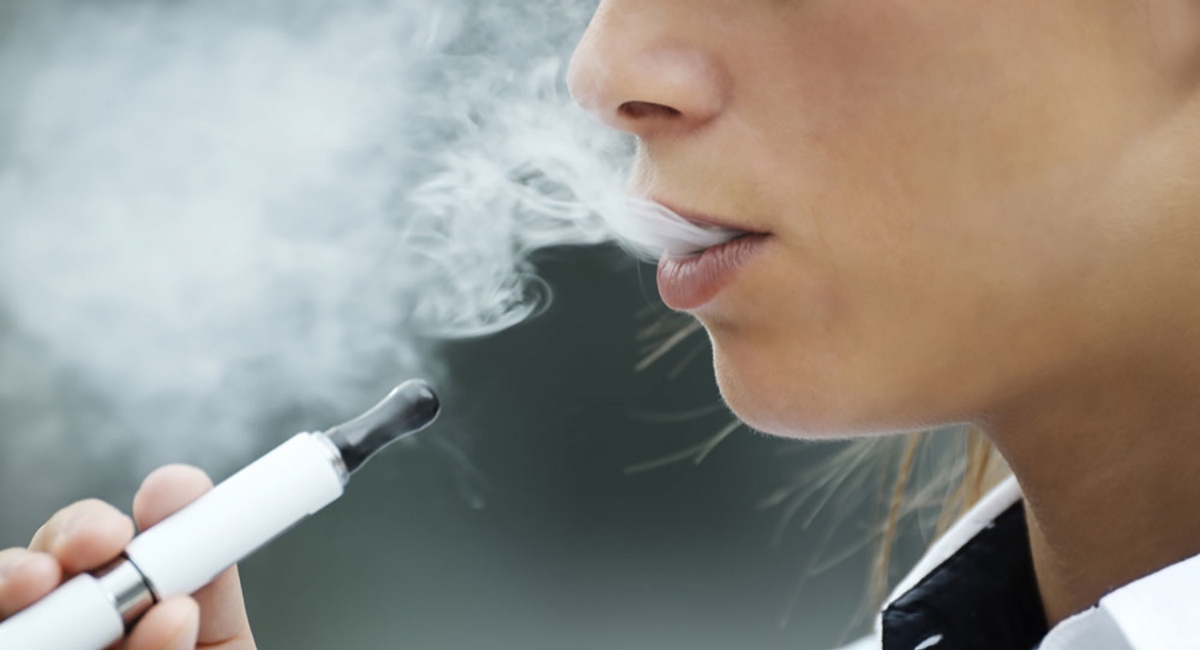 E-Cigs Pose Similar Risk To Cigarettes Pre-Surgery